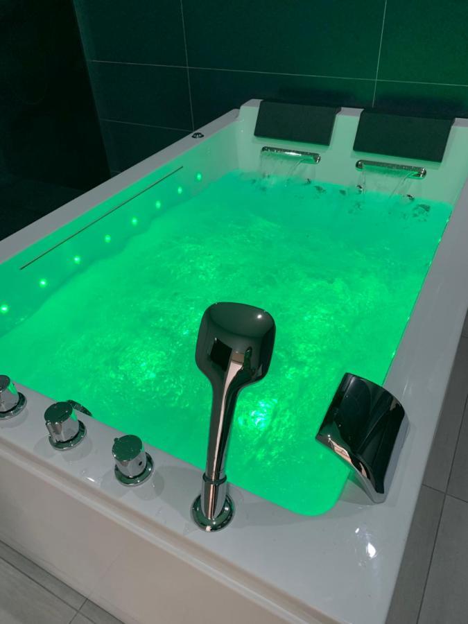 Rcspa Loft Spa Apartment Reims Luaran gambar